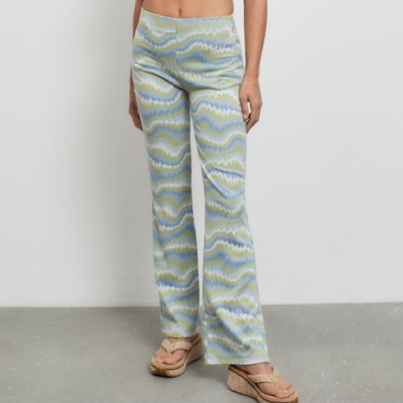 UO Printed Flare Pant - Picture 1 of 4